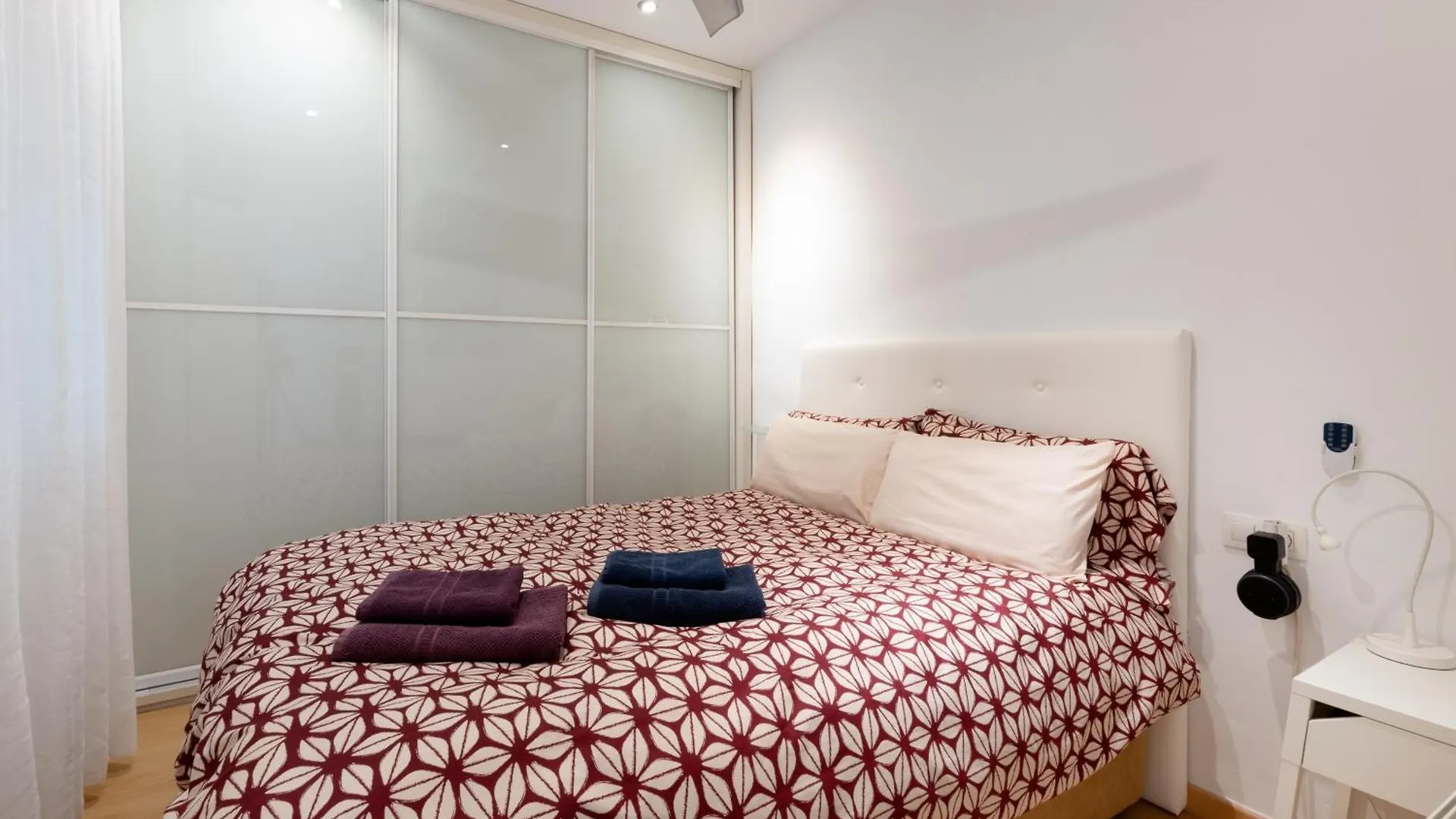 Cute Apartment In Sants Station With Hbo & Alexa & Ac 바르셀로나